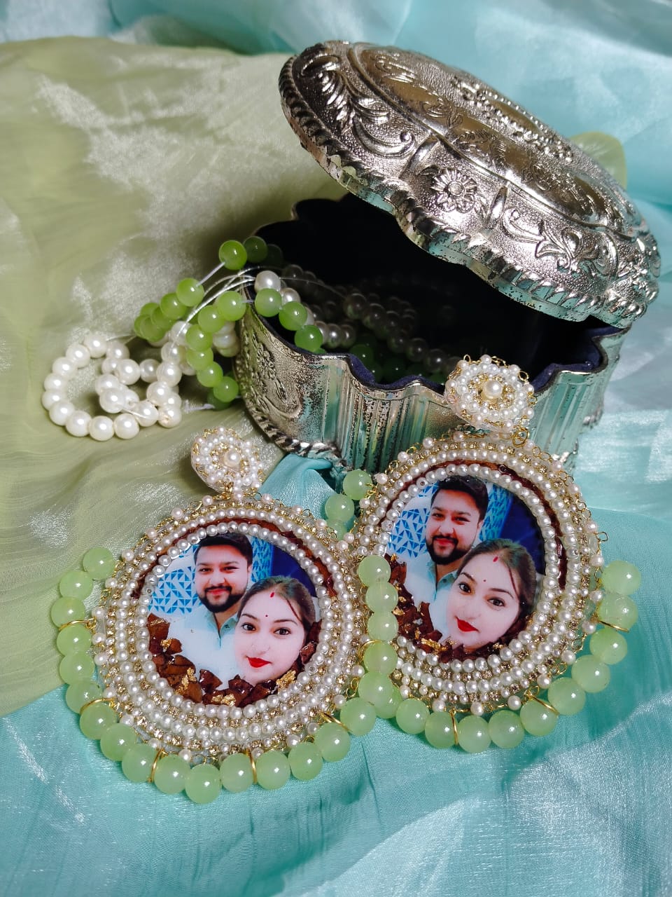 Pyar wale jhumkas